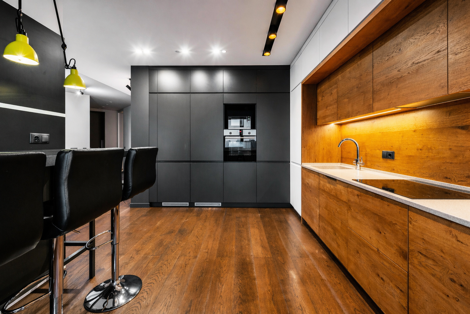 נגרות אומן מול ייצור תעשייתי – איפה נמצא ההבדל?